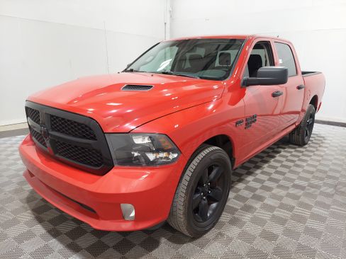Used 2019 RAM 1500 Express w/ Wheel & Sound Group AWD/4WD image 1
