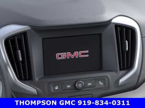 New 2023 GMC Terrain SLE image 20