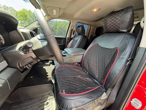 Used 2015 RAM 1500 Express AWD/4WD image 17