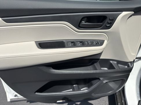 New 2026 Honda Odyssey EX-L image 9