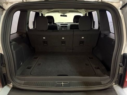 Used 2011 Jeep Liberty Sport AWD/4WD image 11