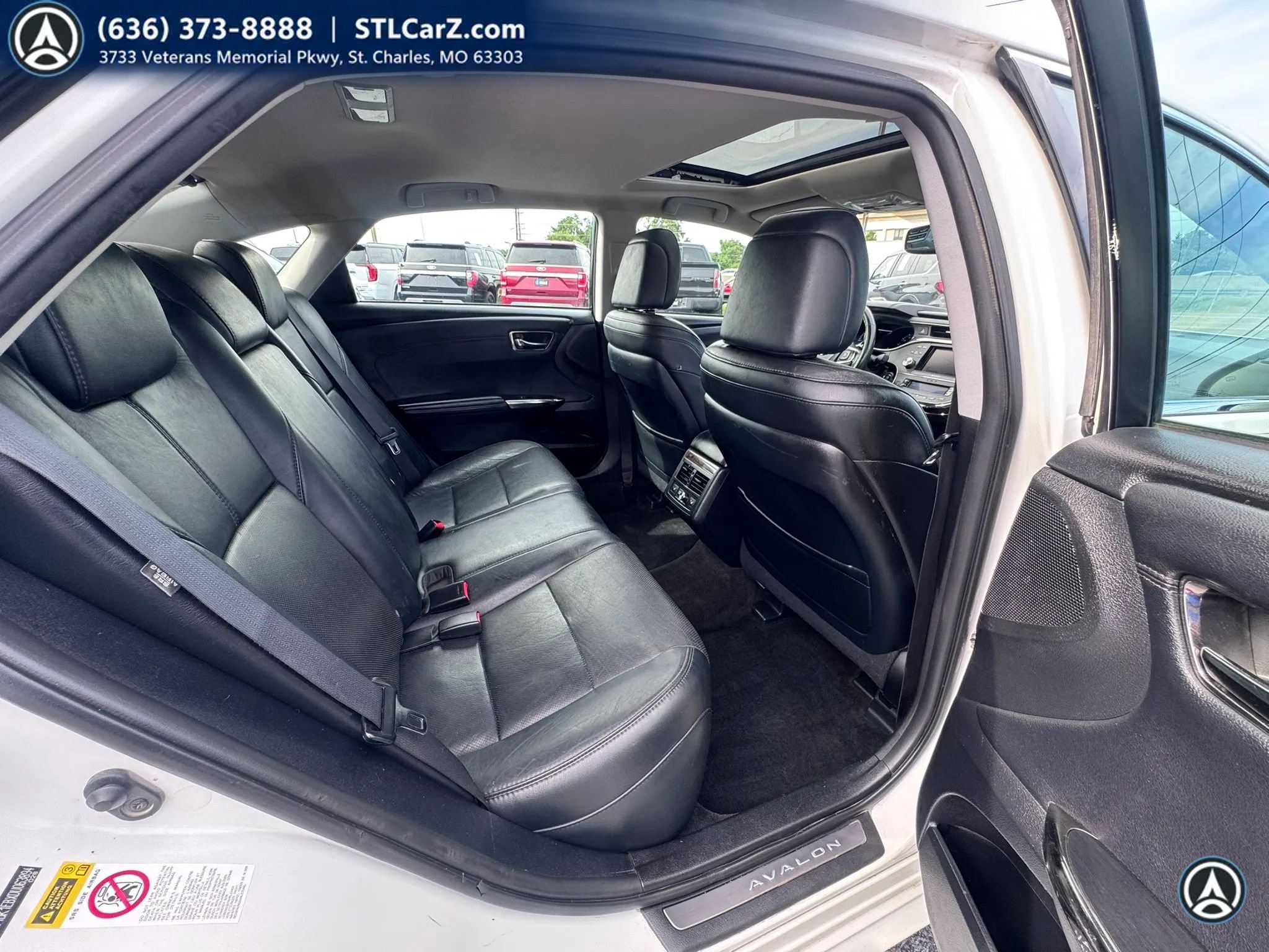 Used 2013 Toyota Avalon Limited FWD image 13