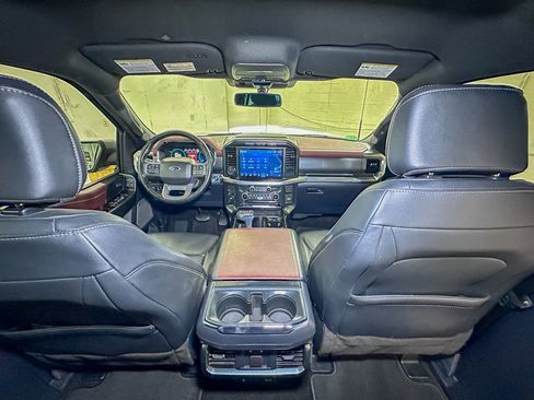 Certified 2022 Ford F150 Lariat w/ Equipment Group 502A High image 33