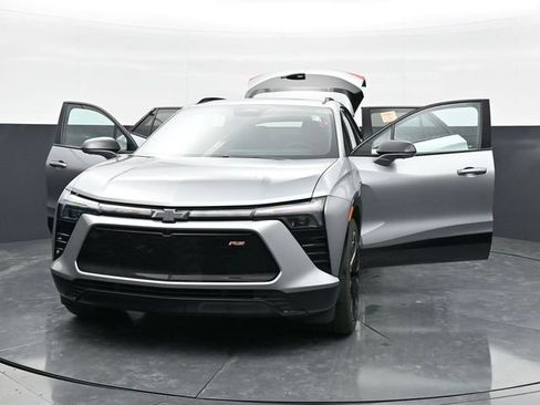 Used 2024 Chevrolet Blazer EV RS AWD/4WD image 43