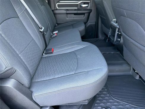 New 2026 RAM 2500 Big Horn AWD/4WD image 14