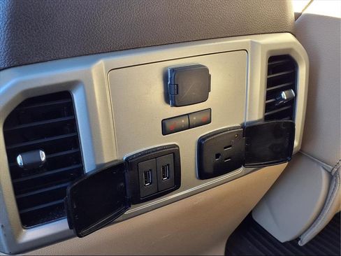 Used 2020 Ford F150 Lariat w/ Equipment Group 502A Luxury image 33