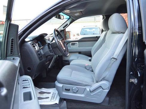 Used 2011 Ford F150 XLT w/ XLT Chrome Pkg AWD/4WD image 12