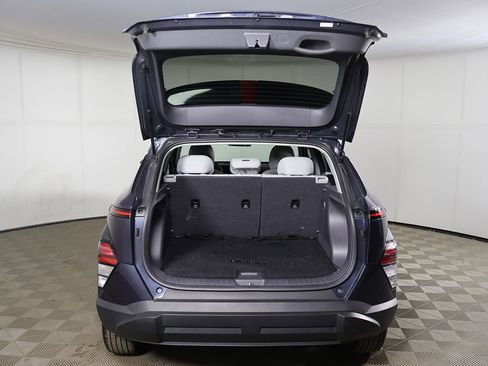Used 2024 Hyundai Kona SEL w/ Convenience Package AWD/4WD image 15