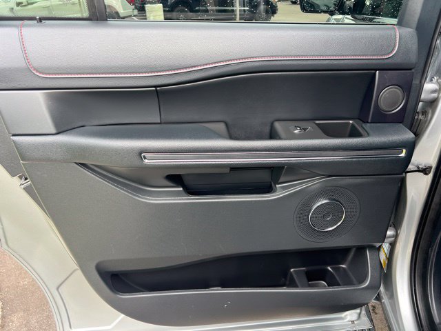 Used 2024 Ford Expedition Max Limited AWD/4WD image 18