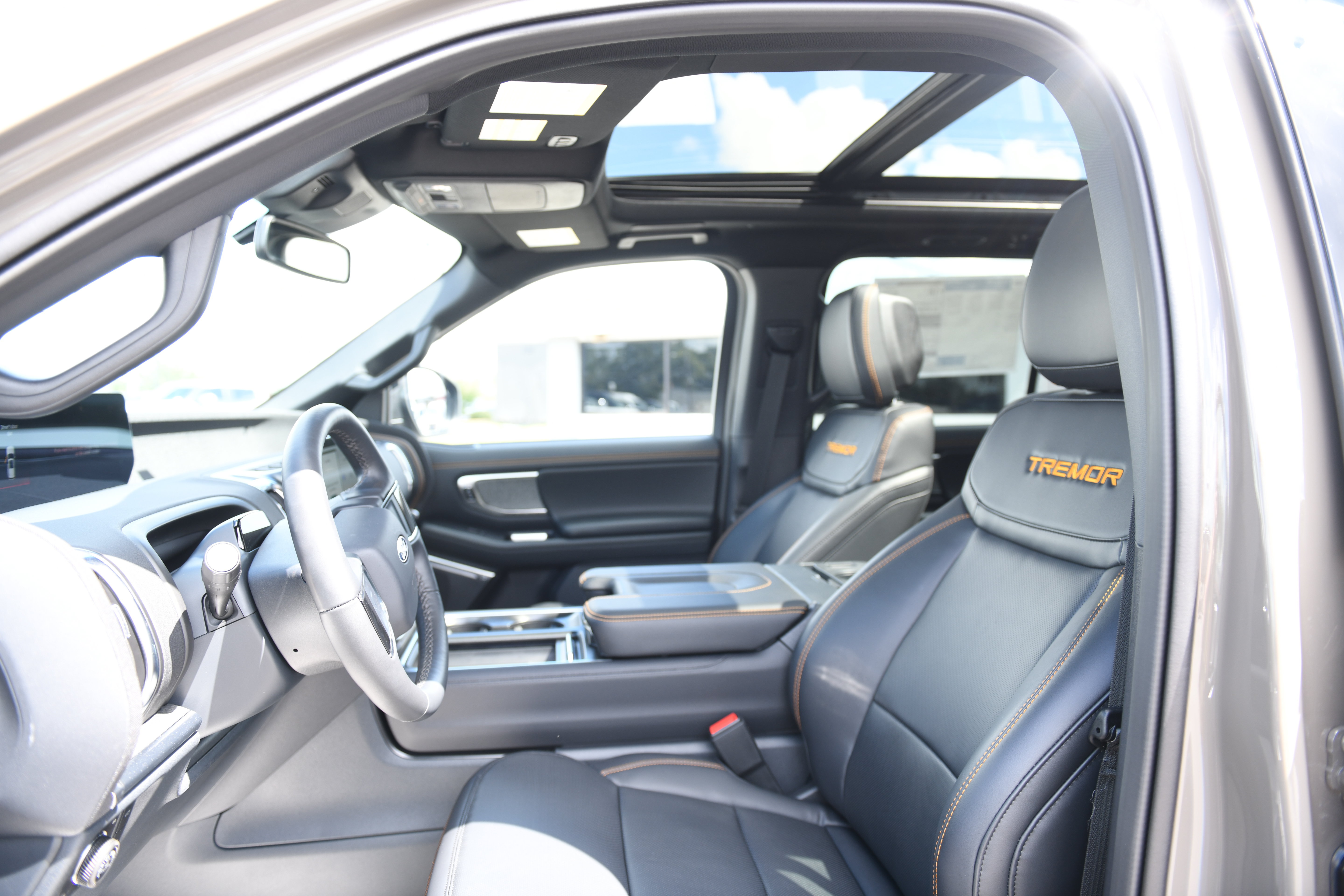 New 2027 Ford Expedition Tremor w/ Driver's Package AWD/4WD image 24