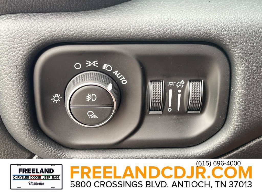 New 2026 RAM 2500 Laramie AWD/4WD image 33