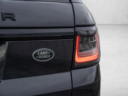 Used 2021 Land Rover Range Rover Sport HST AWD/4WD image 11