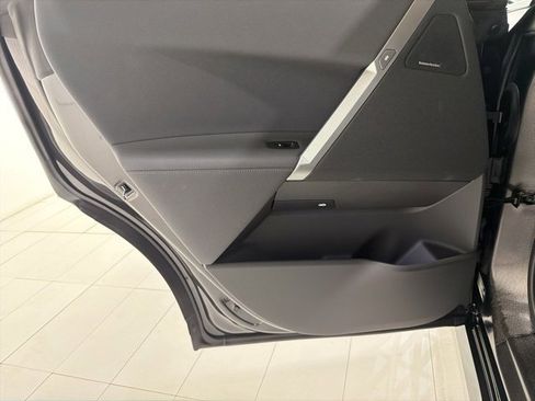 Used 2025 BMW iX xDrive50 w/ Premium Package image 15