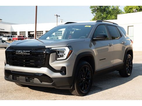 New 2026 GMC Terrain Elevation w/ Elevation Premium Package FWD image 4
