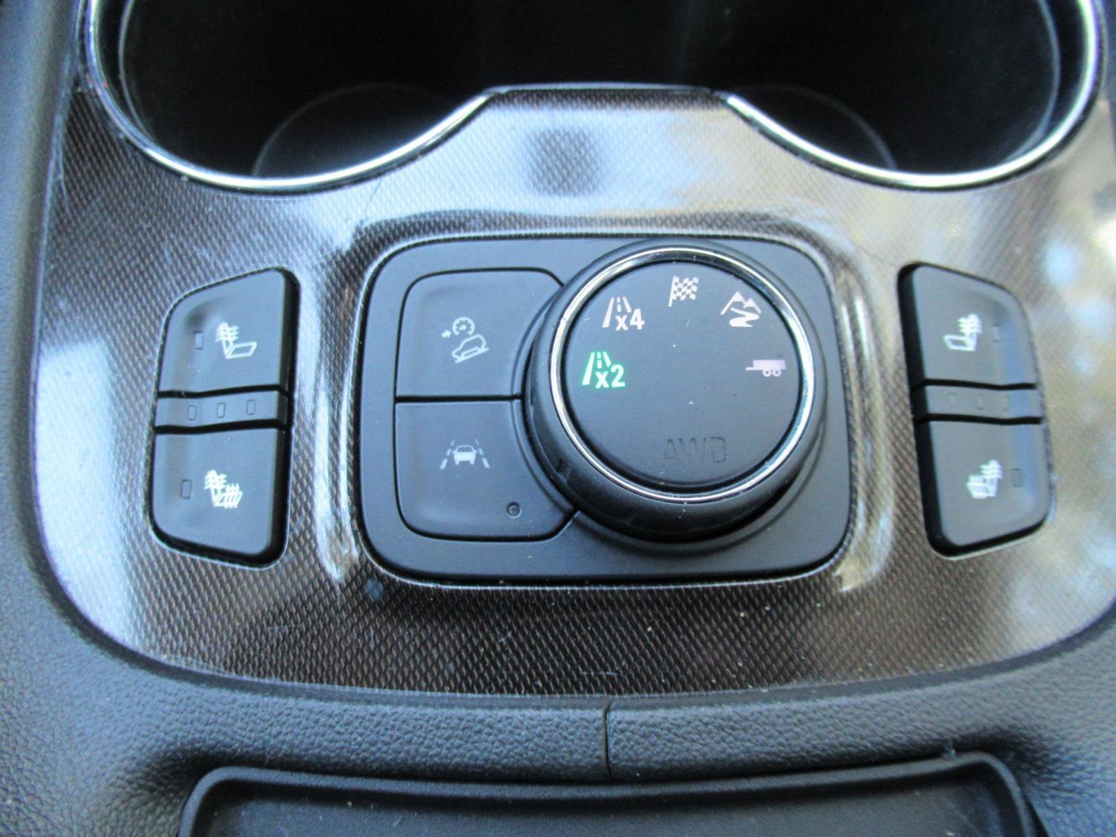 Used 2021 GMC Acadia AT4 w/ Trailering Package AWD/4WD image 25