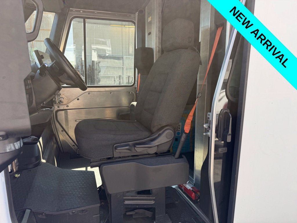 Used 2024 Chevrolet Brightdrop 600 w/ Commercial Equipment Package AWD/4WD image 5