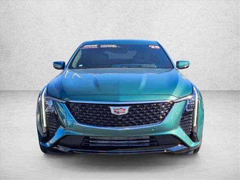 Used 2025 Cadillac CT5 Premium Luxury image 2