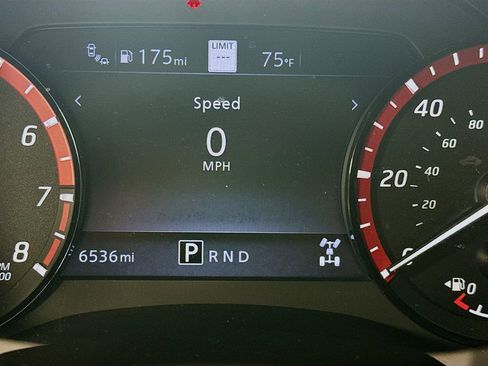 Used 2025 Nissan Frontier PRO-4X w/ Pro Premium Package image 14