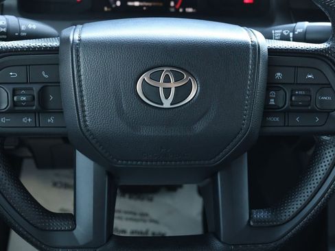 New 2026 Toyota Tacoma SR5 image 18