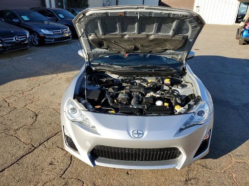 Used 2013 Scion FR-S image 11