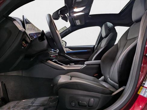 Used 2025 BMW i4 eDrive40 w/ Premium Package image 4