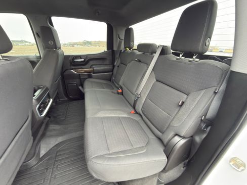 Used 2022 GMC Sierra 1500 Elevation image 19
