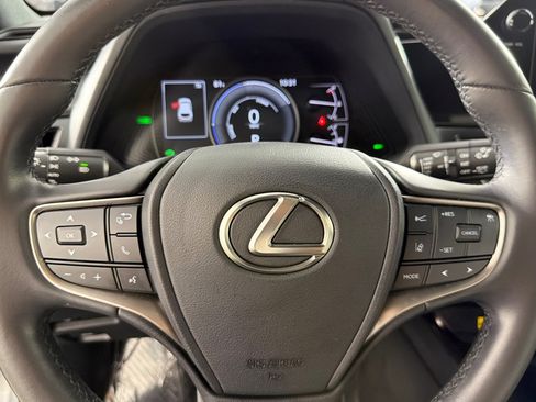 Used 2023 Lexus UX 250h FWD w/ Accessory Package (Z2) image 22
