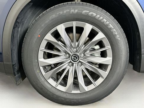 Used 2024 MAZDA CX-90 Plug-In Hybrid w/ Preferred AWD/4WD image 11