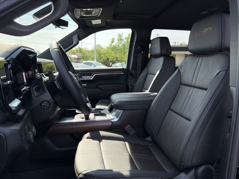 New 2026 Chevrolet Silverado 1500 High Country w/ High Country Premium Package AWD/4WD image 16