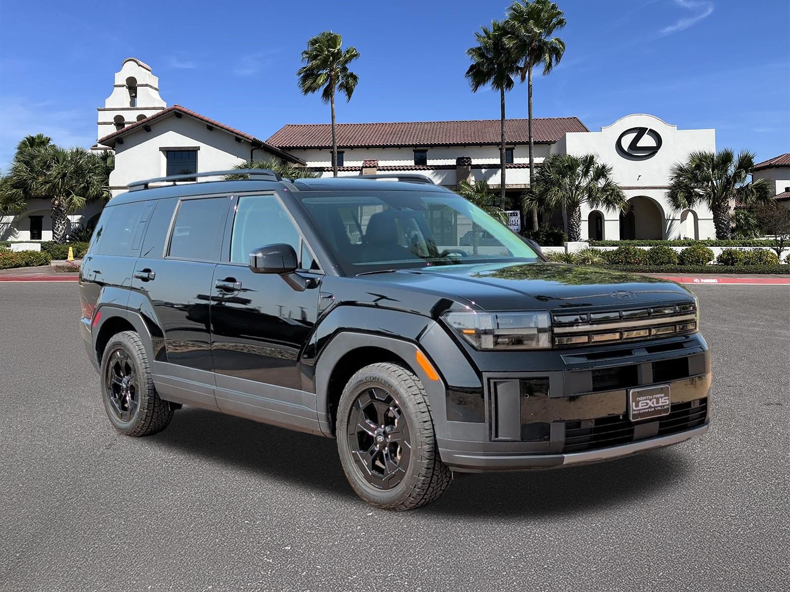 Used 2025 Hyundai Santa Fe XRT AWD/4WD image 1