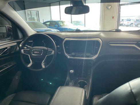 Used 2018 GMC Acadia SLT image 32