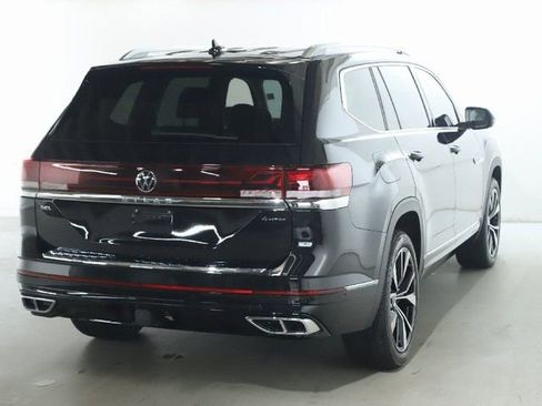 Used 2024 Volkswagen Atlas SEL Premium R-Line image 52