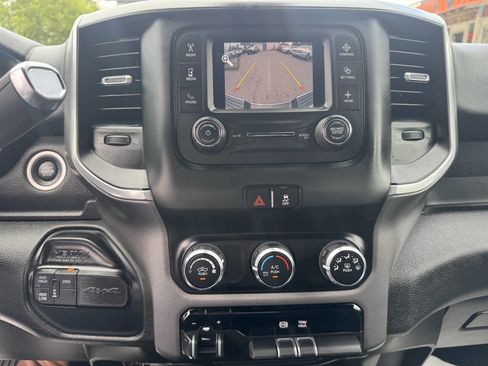 Used 2021 RAM 2500 Big Horn AWD/4WD image 16