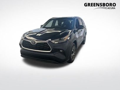 Used 2022 Toyota Highlander XLE