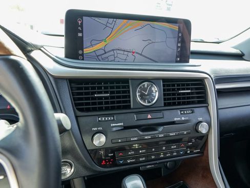 Used 2020 Lexus RX 350L FWD w/ Premium Package image 32