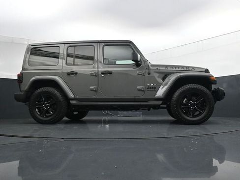 Used 2021 Jeep Wrangler Unlimited Sahara AWD/4WD image 38