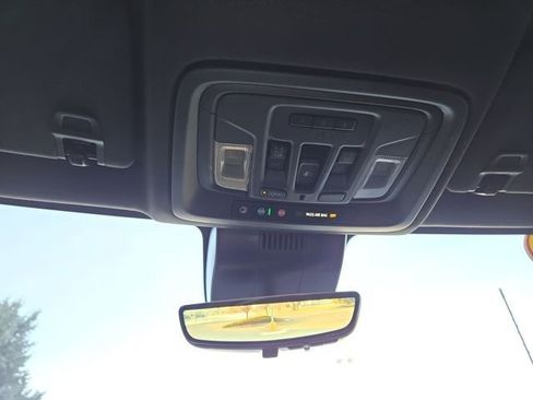 Used 2025 GMC Sierra 3500 AT4 w/ AT4 Premium Plus Package image 29