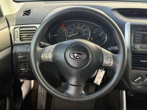 Used 2010 Subaru Forester 2.5X Premium image 16