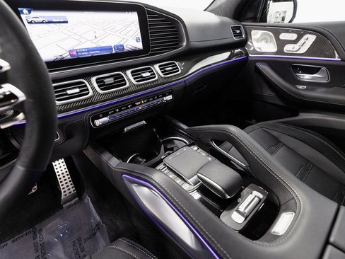 Used 2025 Mercedes-Benz GLE 63 AMG S image 15