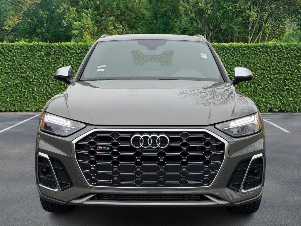 Used 2023 Audi SQ5 Premium Plus w/ Premium Plus Package AWD/4WD image 8
