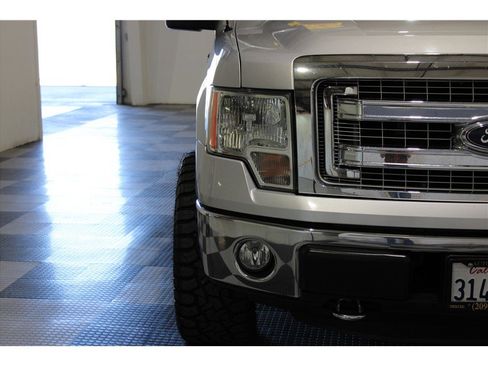 Used 2014 Ford F150 XLT w/ Equipment Group 302A Luxury image 17