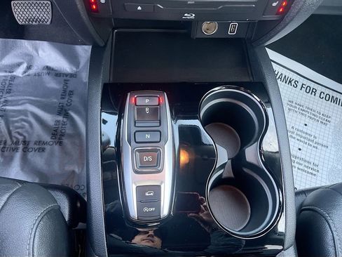 Used 2022 Honda Pilot Touring image 17