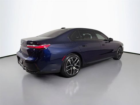 Used 2024 BMW 740i w/ Executive Package RWD image 6
