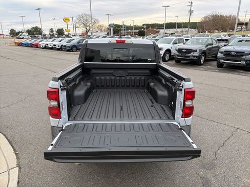 New 2025 Ford Maverick Tremor image 5