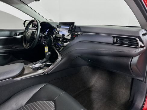 Used 2023 Toyota Camry SE FWD image 28