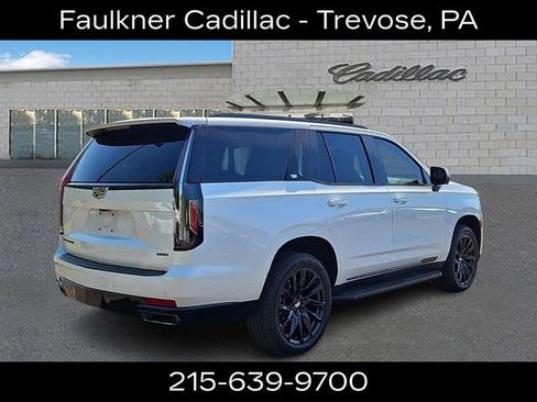 Used 2021 Cadillac Escalade Sport w/ Driver Assist Tech Package AWD/4WD image 4