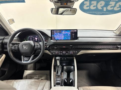 Certified 2025 Honda Accord Touring image 11