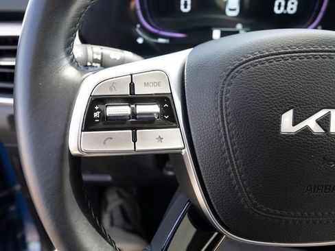 Used 2025 Kia Telluride S AWD/4WD image 25