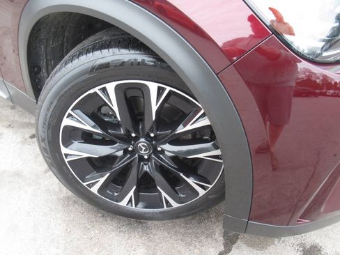 Used 2024 MAZDA CX-90 Plug-In Hybrid w/ Premium Pkg AWD/4WD image 4