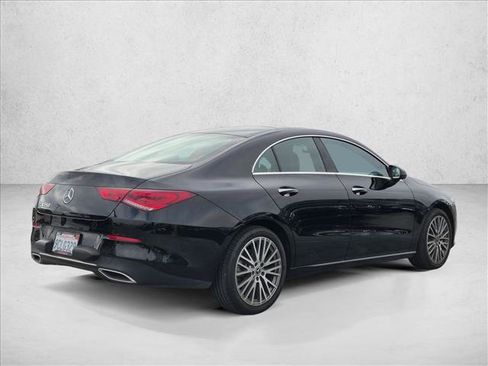 Certified 2022 Mercedes-Benz CLA 250 image 5